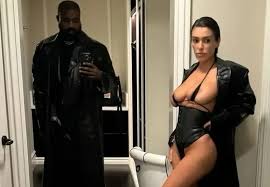 Становится всё хуже и хуже. Родители Бьянки Цензори переживают из-за того,  что Канье Уэст заставляет её появляться в обнажённом виде на публике