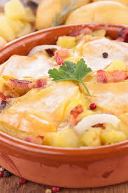 Tartiflette Sans Creme Recette En 2020 Tartiflette Facile Recette Tartiflette Recettes De Cuisine