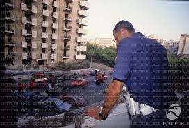 In collaborazione con contrariamente e rum. Immagini Di Via D Amelio A Palermo Dopo La Strage Che Costo La Vita Al Giudice Borsellino Archivio Storico Istituto Luce