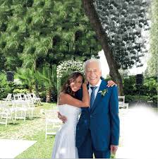 Alberto everardo julio cormillot, mejor conocido como alberto cormillot o cómo drcormillot.com y en la televisión como cormillot un médico argentino especializado en nutrición y obesidad. A Los 81 Anos Alberto Cormillot Y Joven Esposa Revelaron Que Si Viene Un Hijo Sera Bienvenido Gente Online