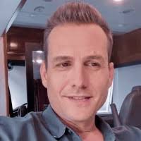 1100+ "Macht" profiles