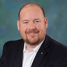 Ed Knipping's Instagram, Twitter & Facebook