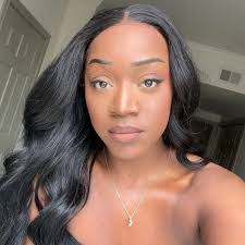 Elaine Deleon's Instagram, Twitter & Facebook