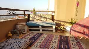 Küçük #balkondekorasyonu için kendin yap fikirler hazırladım. Balkon Dekorasyonu Icin Kendin Yap Projeler Tarz Meselesi