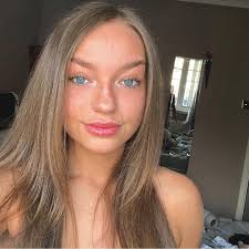 Stream Nikki Williamson music