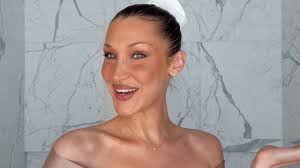 Watch Last Looks: Rosalía