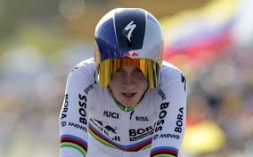 Photo DIRECT - Evenepoel remporte le contre-la-montre de la 16e étape ...