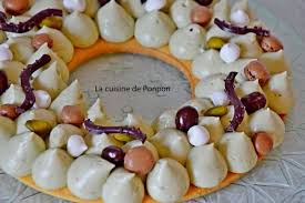 Pate Sucree Selon Cyril Lignac Garnie De Creme Diplomate A La Pistache Recette Pate Sucre Recette Creme Patissiere Meilleures Recettes De Pates