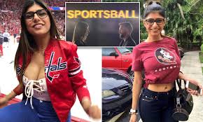 Super fan and ex-porn star Mia Khalifa transitions to internet sports talk  show | Daily Mail Online