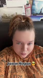 Tak wlasnie wyobrażam sobie Hogana 😍 #booktok #booktokpl #booktokpolska  #book #books #ksiazki #ksiazka #ksiazkara #booktokcomunity #booktoker #dc  #fyp #xyzbcafypシ #bloomcia89 #booktok_bloomcia89 ...