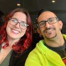 Dennis Resh's Instagram, Twitter & Facebook