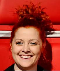 La cantante noemi ha dovuto correre ai ripari perché aveva messo su parecchi chili. Noemi Racconta A Vanity Fair Come E Quanto E Cambiata Negli Anni