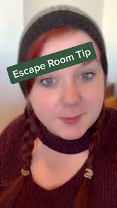 How to Actibate The Pressure Plates in The Escape Room