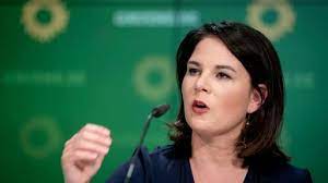 Die partei will an diesem montag festlegen, wer von. Grunen Politikerin Baerbock Eine Die Aus Dem Nichts Kam Tagesschau De