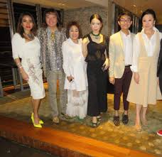 林刚河, born 1956) is a malaysian businessman and investor. Kee Hua Chee Live 2017 Mi Ki Choong Hosted Birthday Lunch For Dato Kee Hua Chee At 5senses At Westin Kuala Lumpur And She Did It Again This Year In 2018 So I Thought