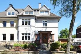 Der kaufpreis ist in der regel günstiger und man hat eine gute kostenkontrolle − eine vorherige sorgfältige prüfung der immobilie vorausgesetzt. Haus Zum Verkauf 44789 Bochum Wiemelhausen Mapio Net