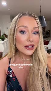 Melissa Berridge's Instagram, Twitter & Facebook