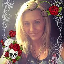 Sarah Malave's Instagram, Twitter & Facebook