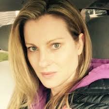 Melanie Bevan (thatmelb@)