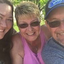 Gwen Casper's Instagram, Twitter & Facebook