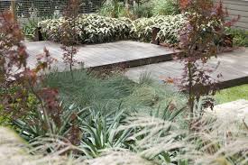 Traditional Edge Garden Design Native Garden Garden Steps