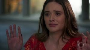 Dominique quase atropela Luna e a reconhece