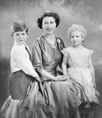 From her life as a young princess to today, see her majesty in pictures over the course of 90 years. Photos Queen Elizabeth Ii Young And Fashionable Photos Abc News