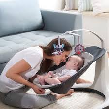 أفضل 10 كراسي هزازة للرض ع Mumzworld