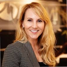 Danielle Clermont's Instagram, Twitter & Facebook