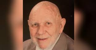 Jennifer Fralick's Instagram, Twitter & Facebook