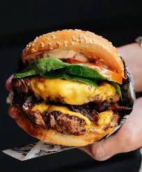 Mirip seperti lawless burgerbar, tiap burger yang disajikan di flip burger memiliki porsi yang cukup besar. 5 Resto Burger Rekomendasi Di Jakarta Indozone Id
