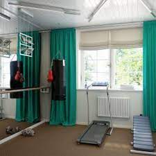 Trainiere mit experten und influencern. 10 Home Gym Hacks For Small Spaces Storables