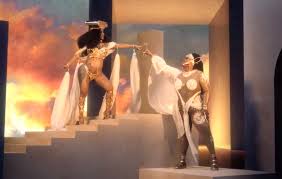 Money is a song by american rapper cardi b, released by atlantic records on october 23, 2018. Mgdw0efmauxa0m