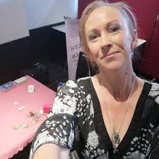 Elizabeth Bratcher Psychic Medium (@BratcherMedium)