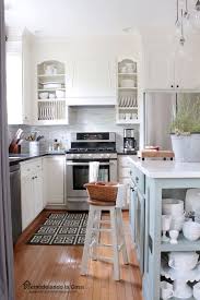 Kitchen cabinet design and layout tips. Closing The Space Above The Kitchen Cabinets Remodelando La Casa