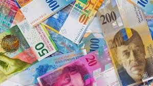 Kolorem niebieskim oznaczony jest kurs euro nbp. Kursy Walut 24 09 O Godz 7 Zloty Z Mocnymi Spadkami Duze Wzrosty Funta I Dolara Kurs Dolara Funta Euro Franka Biznes Na Next Gazeta Pl