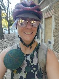 Today is day 3 of #weekwithoutdriving . Hear from Molly who sent her story  into us. "I sold my car before moving to Chicago 13 years ago, and have  been voluntarily car-free