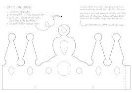 Mit der vorlage zum ausdrucken kannst du ganz einfach mit deinem kind eine krone basteln. Bastelanleitung Krone Krone Basteln Geburtstag Vorlage Geburtstagskrone Basteln Krone Basteln