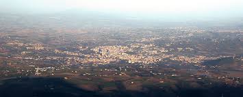 Benevento is a city and comune of campania, italy, capital of the province of benevento, 50 kilometres (31 mi) northeast of naples. Benevento Wikidata
