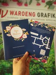 Membuat kartu undangan pernikahan tidak bisa dilakukan dalam waktu satu hari karena harus melalui beberapa proses seperti pemilihan atau pembuatan desain. Cetak Kartu Undangan Pernikahan Di Bogor