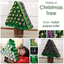 Easy Kids Craft Christmas Tree Out Of Toilet Paper Rolls Christmas Craft Projects Christmas Crafts Christmas Tree Crafts