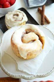 Keto Cinnamon Rolls In 5 Minutes Easy Low Carb Made In A Mug Recipe Keto Cinnamon Rolls Keto Dessert Mug Recipes