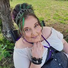 Amy Worcester's Instagram, Twitter & Facebook