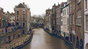 De provincie utrecht is nederlands centraalst gelegen provincie. Why Should I Study In Utrecht
