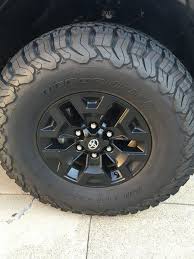 Black And Blue Off Road Wheels Trd Off Road Wheels Painted Black Tacoma Wheels Off Road Wheels Trd