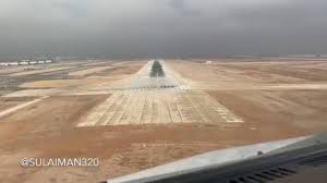 أعلنت السعودية تمكنها من اعتراض صاروخ باليستي أطلق من الأراضي اليمنية، وذلك بعدما سُمع دوي انفجار شديد بالقرب من مطار الملك خالد الدولي بالرياض. Ù…Ø´Ù‡Ø¯ Ø±Ø§Ø¦Ø¹ Ù„Ø­Ø¸Ø© Ù‡Ø¨ÙˆØ· Ø·Ø§Ø¦Ø±Ø© Ø¨Ù…Ø·Ø§Ø± Ø§Ù„Ù…Ù„Ùƒ Ø®Ø§Ù„Ø¯ Ø§Ù„Ø¯ÙˆÙ„ÙŠ Ø¨Ø§Ù„Ø±ÙŠØ§Ø¶ Youtube