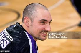 130 Kings Jon Barry Photos & High Res Pictures