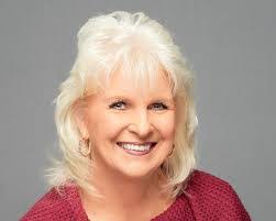 Kathy Newbern's Instagram, Twitter & Facebook