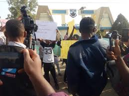 The university of jos, abbreviated as unijos, is a federal university in jos, plateau state, central nigeria. Unijos Students Staff Protest Nuc Interference In Vc Selection Process