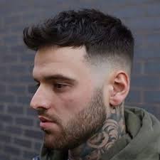 Mid fade undercuts are great for visually elongating your face with still having a neat and precise haircut. Corte Mid Fade 2021 Para Hombres